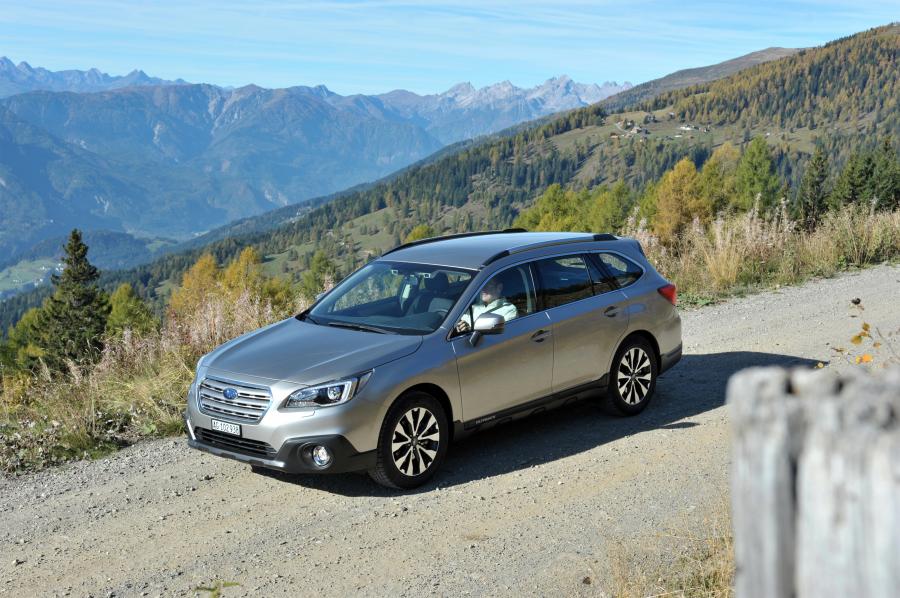  Subaru Outback 2.0D 2015 года  (фото 27 из 30)